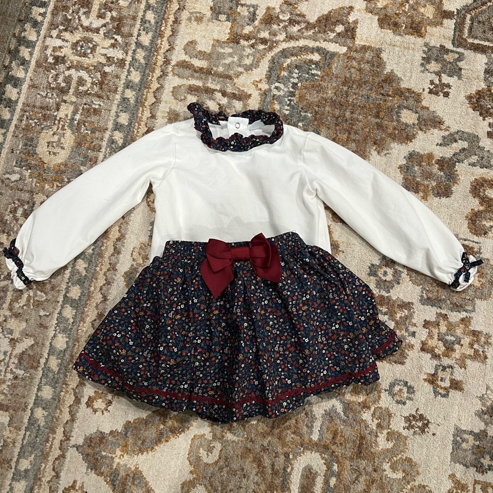 Edgehill Collection White Long Sleeve Top with Floral Skirt and Red Bow - 24m